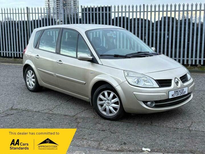 Renault Scenic 1.5 DCi Dynamique S 5dr