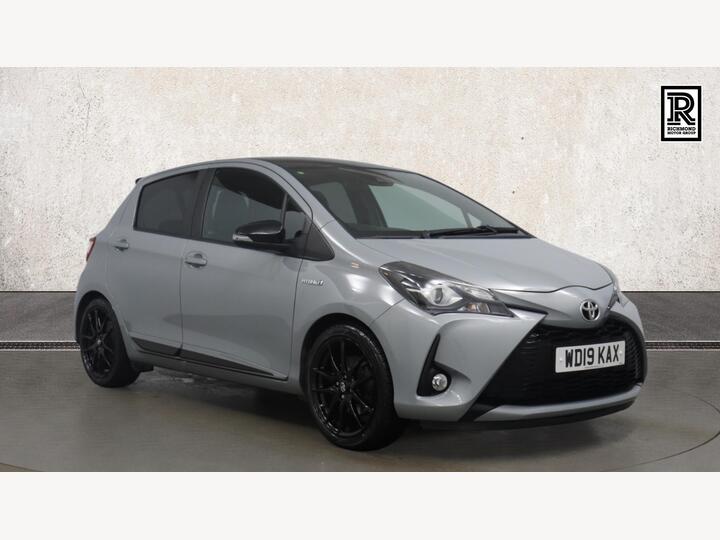 Toyota Yaris 1.5 VVT-h GR SPORT E-CVT Euro 6 (s/s) 5dr