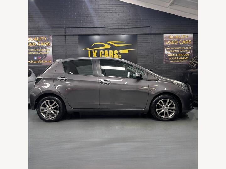 Toyota Yaris 1.33 Dual VVT-i Icon Plus Euro 5 5dr