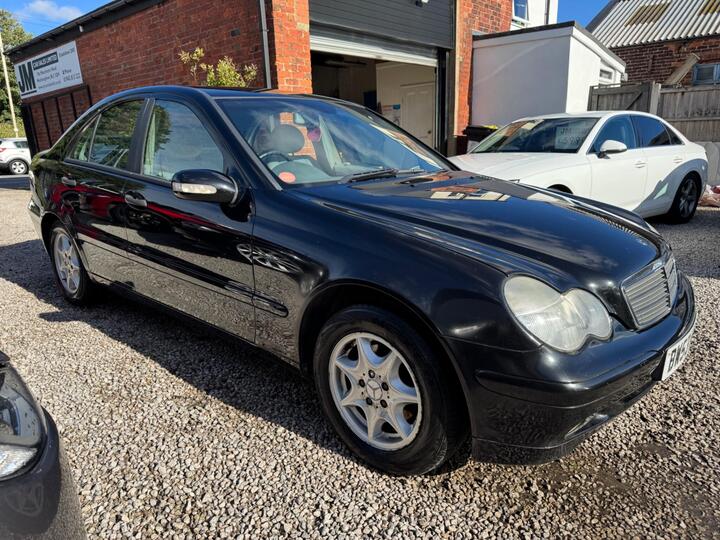 Mercedes-Benz C Class 2.1 C200 CDI Classic SE 4dr