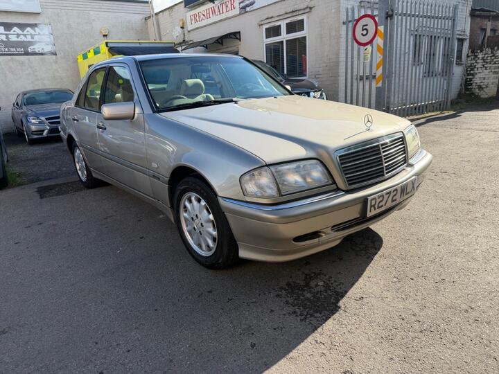 Mercedes-Benz C Class 1.8 C180 Elegance 4dr