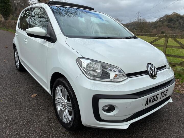 Volkswagen Up! 1.0 High Up! Euro 6 5dr Volkswagen Up! 1.0 High Up! Euro 6 5dr