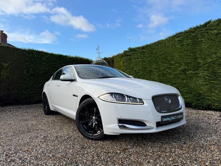 Jaguar XF 2.2d Premium Luxury Auto Euro 5 (s/s) 4dr