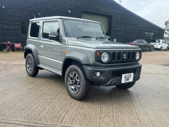 Suzuki Jimny SZ5 4X4 AUTO