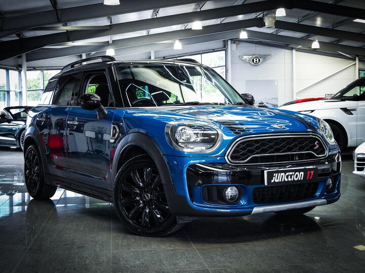 MINI Countryman 2.0 Cooper S Auto Euro 6 (s/s) 5dr MINI Countryman 2.0 Cooper S Auto Euro 6 (s/s) 5dr