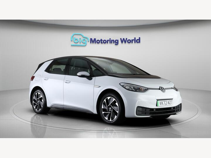 Volkswagen ID.3 Pure Performance 45kWh Life Auto 5dr