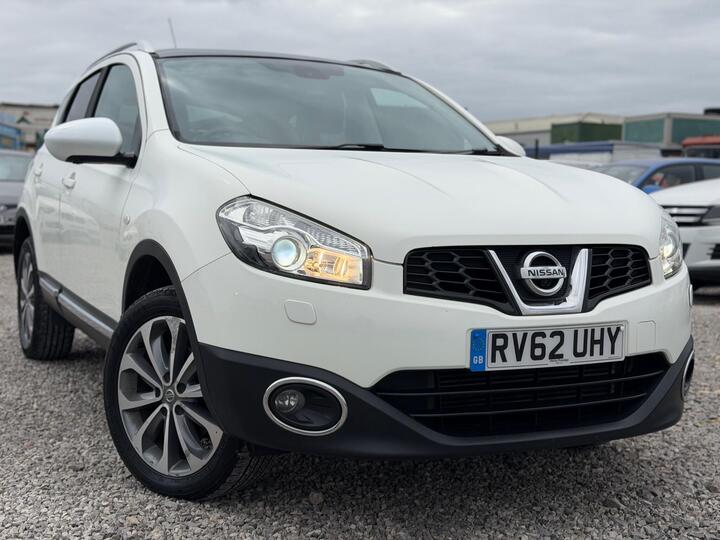 Nissan Qashqai 1.6 DCi Tekna 2WD Euro 5 5dr (AVM)