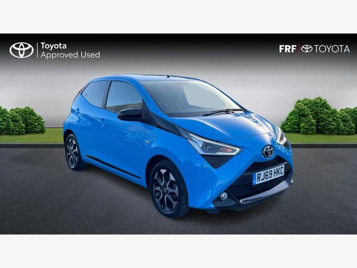 Toyota AYGO 1.0 VVT-i X-trend Funroof X-shift Euro 6 5dr