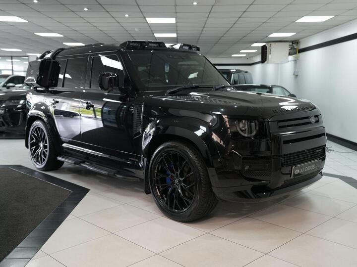 Land Rover Defender 110 3.0 D300 MHEV X-Dynamic HSE Auto 4WD Euro 6 (s/s) 5dr