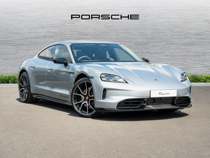 Porsche Taycan Performance Plus 105kWh Black Edition Auto RWD 4dr (11kW Charger)