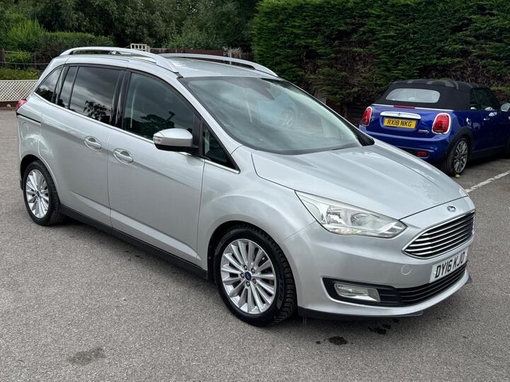 Ford Grand C-Max 1.0T EcoBoost Titanium Euro 6 (s/s) 5dr Ford Grand C-Max 1.0T EcoBoost Titanium Euro 6 (s/s) 5dr