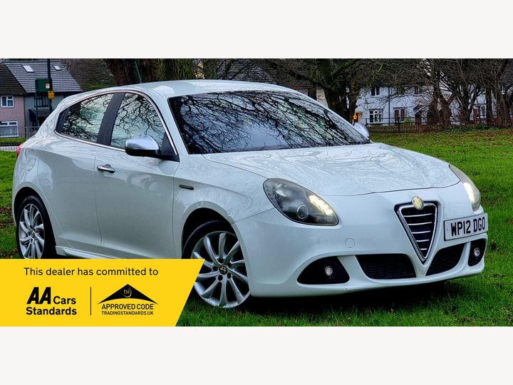 Alfa Romeo Giulietta 2.0 JTDM-2 Veloce Euro 5 (s/s) 5dr