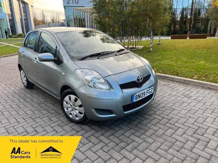 Toyota Yaris 1.33 Dual VVT-i TR Euro 4 (s/s) 5dr