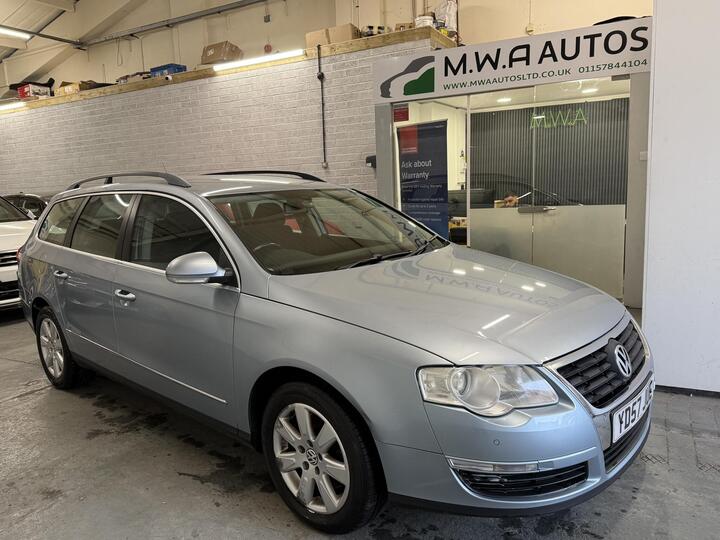 Volkswagen Passat 2.0 TDI SE Euro 4 5dr