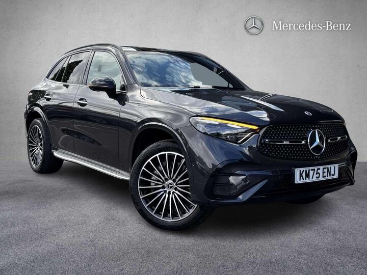 Mercedes-Benz GLC 2.0 GLC300e 31.2kWh AMG Line (Premium Plus) G-Tronic+ 4MATIC Euro 6 (s/s) 5dr Mercedes-Benz GLC 2.0 GLC300e 31.2kWh AMG Line (Premium Plus) G-Tronic+ 4MATIC Euro 6 (s/s) 5dr