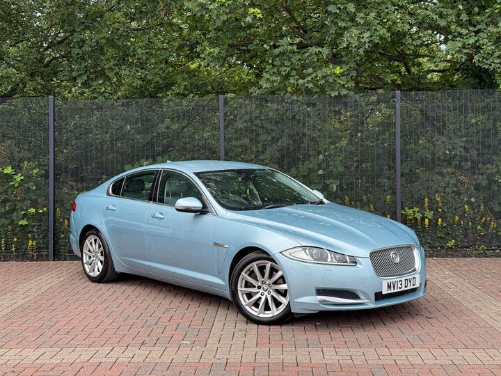 Jaguar XF 2.2d Premium Luxury Auto Euro 5 (s/s) 4dr
