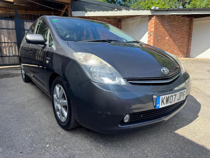 Toyota Prius 1.5 T Spirit CVT 5dr