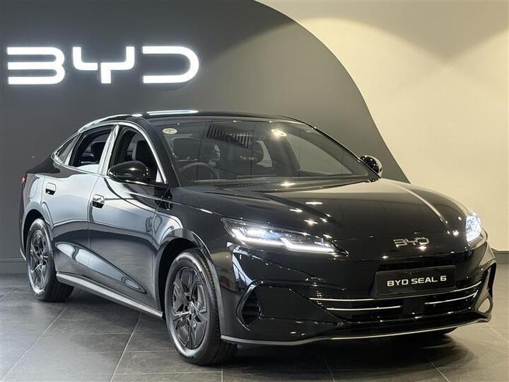 BYD SEAL 6 1.5 DM-i 10kWh Boost CVT Auto Euro 6 (s/s) 4dr