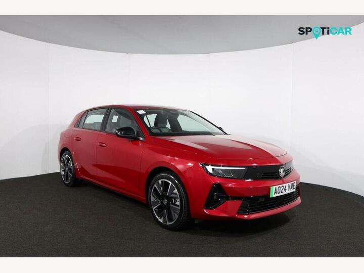 Vauxhall Astra 54kWh Design Auto 5dr Vauxhall Astra 54kWh Design Auto 5dr