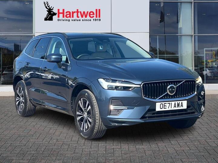 Volvo XC60 2.0 B5 MHEV Momentum Auto Euro 6 (s/s) 5dr