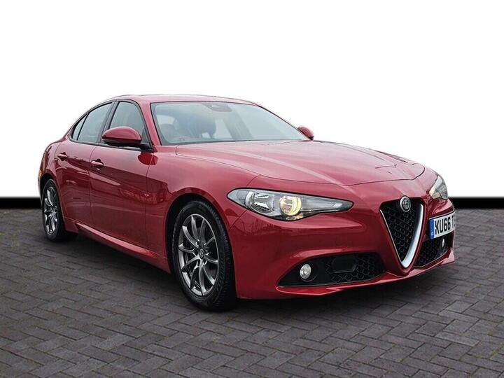 Alfa Romeo GIULIA 2.2 TD Super Auto Euro 6 (s/s) 4dr