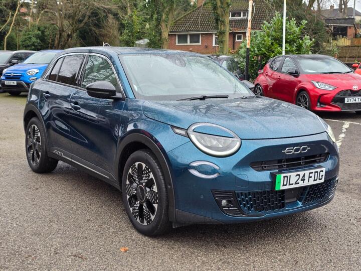 Fiat 600e 54kWh La Prima Auto 5dr