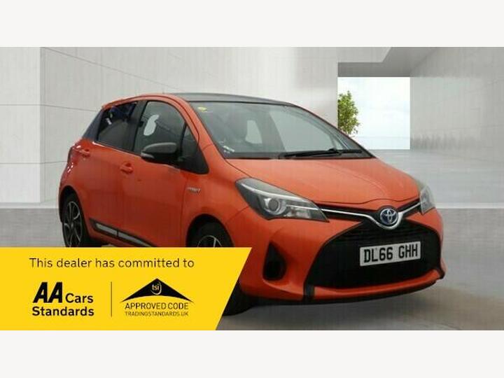 Toyota Yaris 1.5 VVT-h Orange Edition E-CVT Euro 6 5dr
