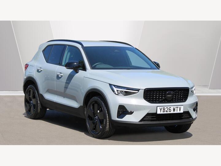 Volvo XC40 2.0 B3 MHEV Plus Black Edition DCT Auto Euro 6 (s/s) 5dr