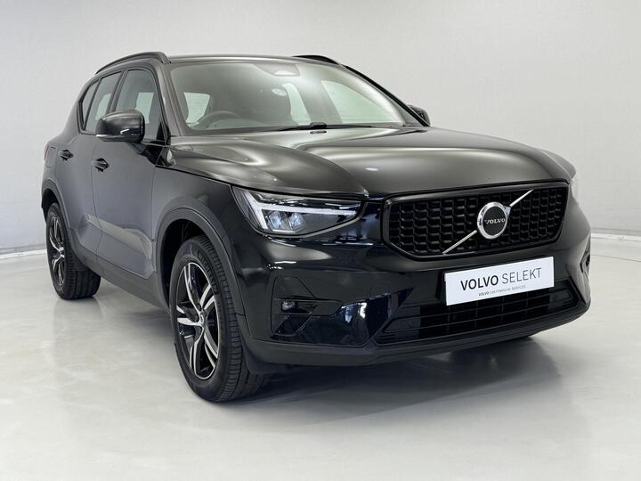 Volvo XC40 2.0 B4 MHEV Plus DCT Auto AWD Euro 6 (s/s) 5dr
