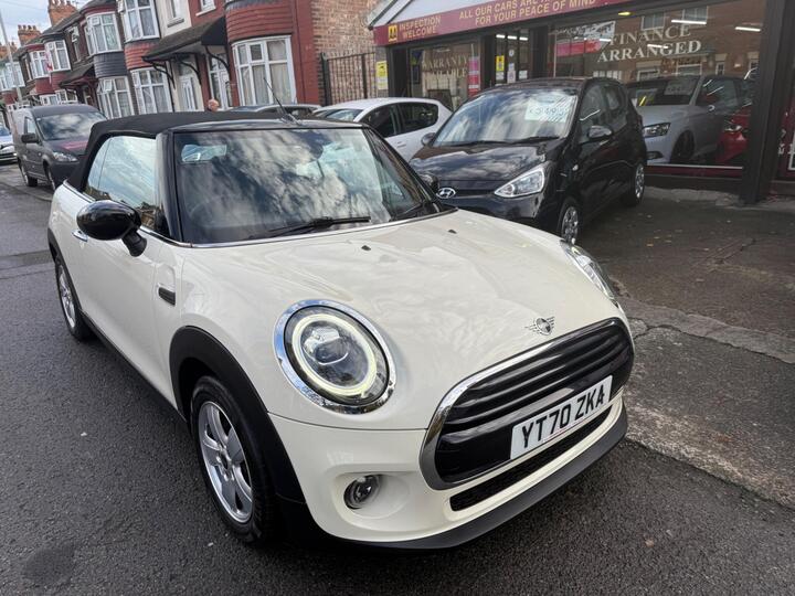 MINI Convertible 1.5 Cooper Classic Euro 6 (s/s) 2dr