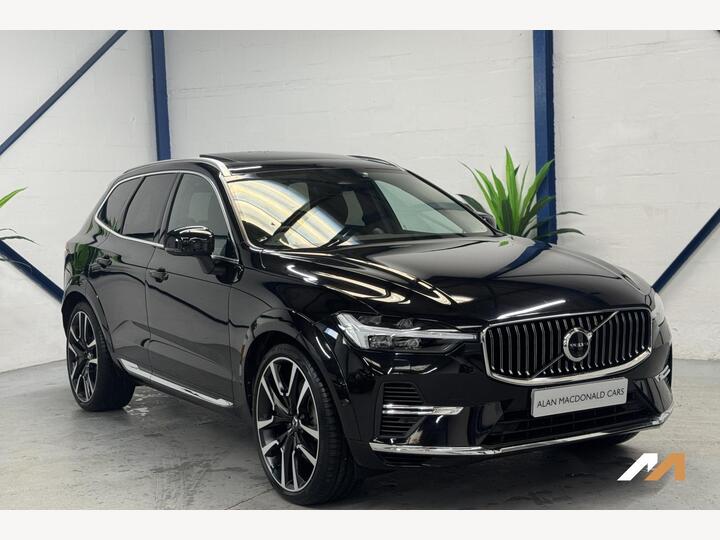 Volvo XC60 2.0h T8 18.8kWh Ultra Bright Auto AWD Euro 6 (s/s) 5dr