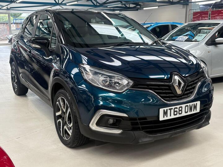Renault Captur 0.9 TCe ENERGY Iconic Euro 6 (s/s) 5dr