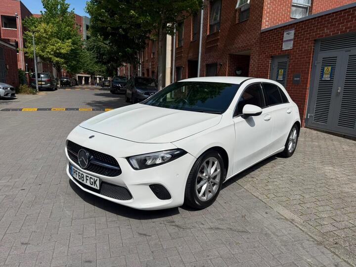 Mercedes-Benz A Class 1.5 A180d Sport (Executive) 7G-DCT Euro 6 (s/s) 5dr