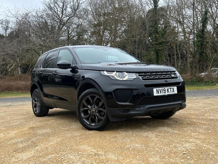 Land Rover Discovery Sport 2.0 TD4 Landmark Auto 4WD Euro 6 (s/s) 5dr Land Rover Discovery Sport 2.0 TD4 Landmark Auto 4WD Euro 6 (s/s) 5dr