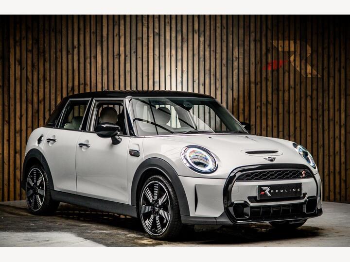MINI Hatch 2.0 Cooper S Exclusive Steptronic Euro 6 (s/s) 5dr