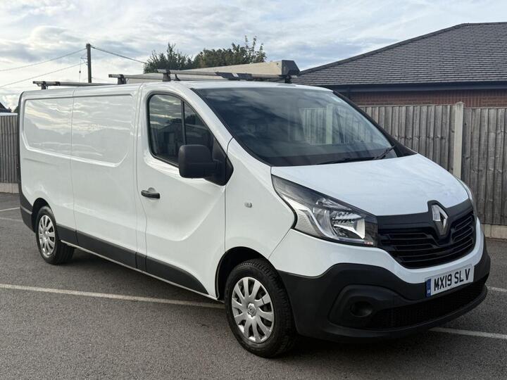 Renault TRAFIC 1.6 DCi 29 Business Panel Van 5dr Diesel Manual LWB Standard Roof Euro 6 (120 Ps)