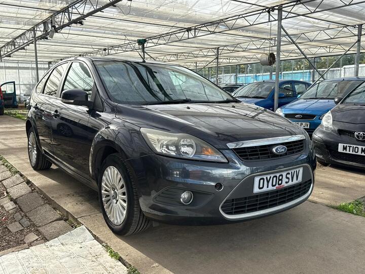 Ford Focus 1.8 Titanium 5dr