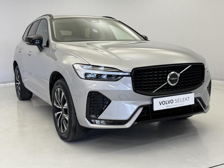 Volvo XC60 2.0 B5 MHEV Plus Auto AWD Euro 6 (s/s) 5dr