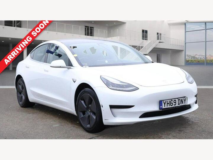 Tesla Model 3 Standard Range Plus Auto RWD 4dr