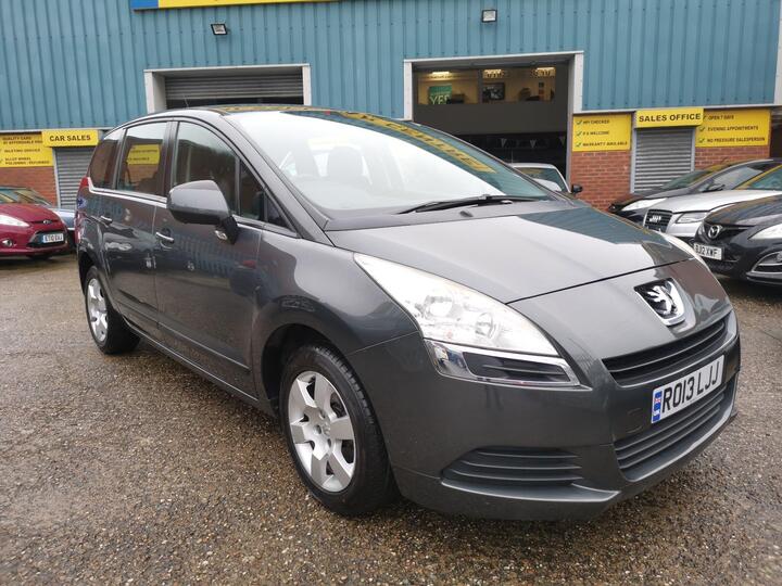 Peugeot 5008 1.6 HDi Access Euro 5 5dr
