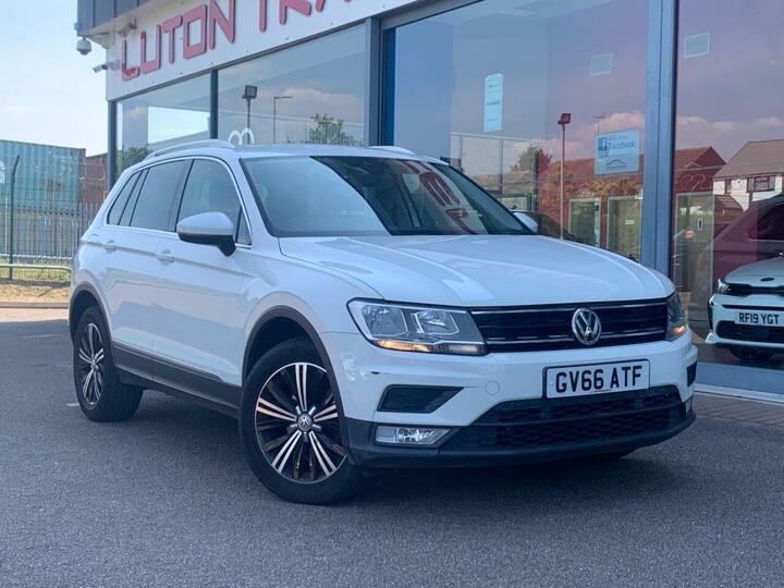 Volkswagen TIGUAN 2.0 TDI BlueMotion Tech SE DSG 4Motion Euro 6 (s/s) 5dr