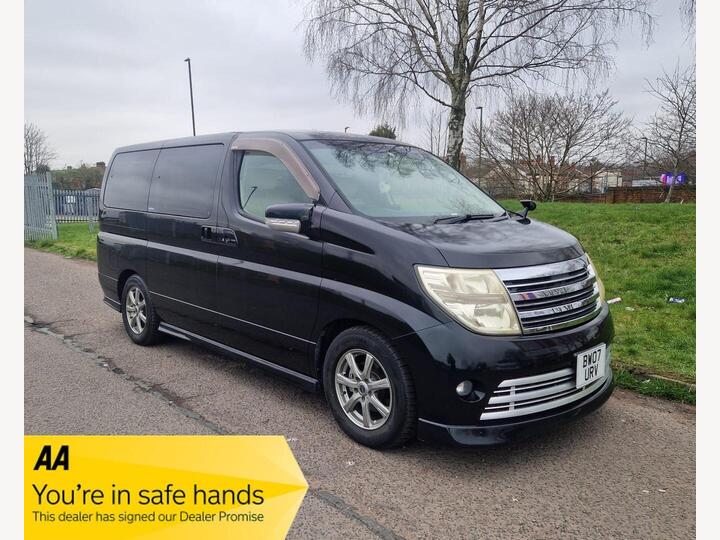 Nissan Elgrand 3.5 AUTOMATIC RIDER TECH 8 SEATS