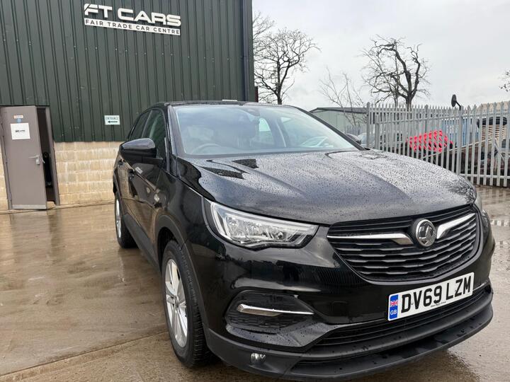 Vauxhall Grandland X 1.2 Turbo SE Euro 6 (s/s) 5dr