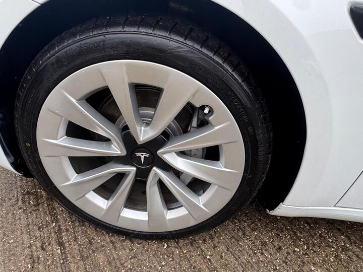 Tesla Model 3 (Dual Motor) Long Range Auto 4WDE 4dr