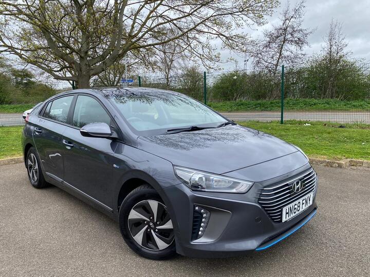 Hyundai IONIQ 1.6 H-GDi SE DCT Euro 6 (s/s) 5dr Hyundai IONIQ 1.6 H-GDi SE DCT Euro 6 (s/s) 5dr