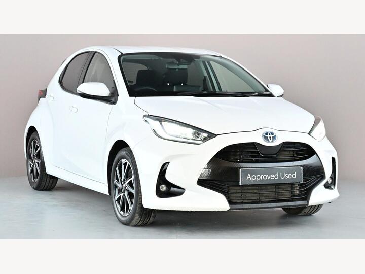 Toyota Yaris 1.5 VVT-h Design E-CVT Euro 6 (s/s) 5dr