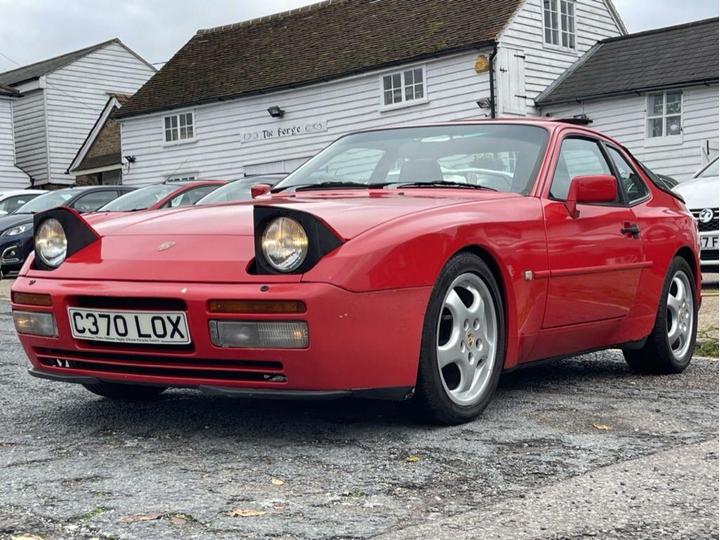 Porsche 944 2.5l 2d  163 BHP MANUALGEARBOX, 12M MOT