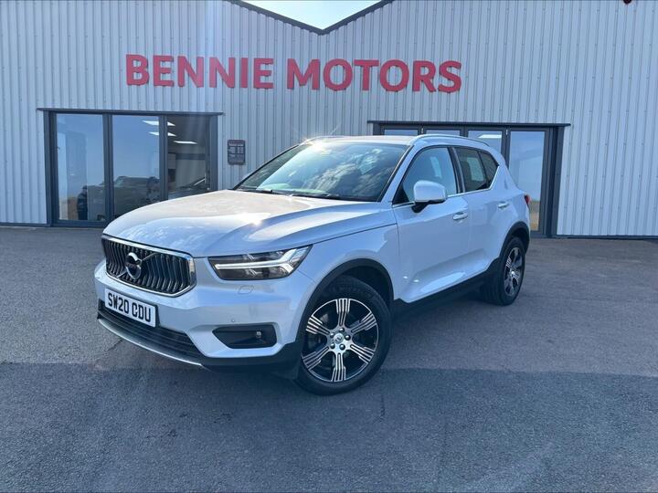 Volvo XC40 2.0 B4 MHEV Inscription Auto Euro 6 (s/s) 5dr