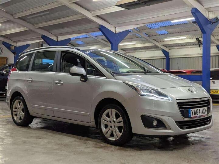 Peugeot 5008 1.6 HDi Active Euro 5 5dr