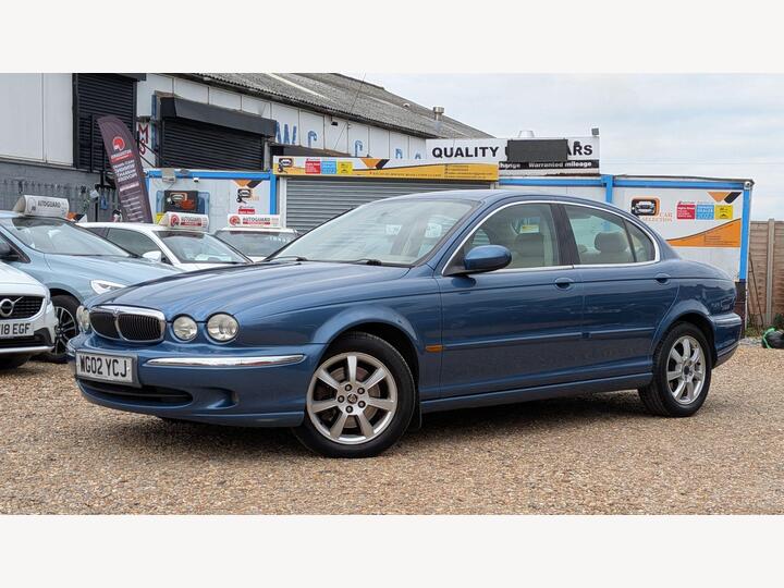 Jaguar X-Type 2.1 Classic 4dr Jaguar X-Type 2.1 Classic 4dr